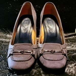 Tod's Heels